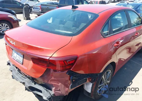 2023 Kia Forte Lxs z USA, uszkodzony, nr VIN 3KPF24AD3PE507487